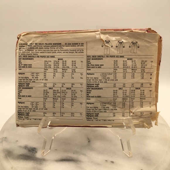 Vintage SIMPLICITY Pattern #5179 - Pullover Nightgowns for Children/Girls/Misses - Picture 2 of 2